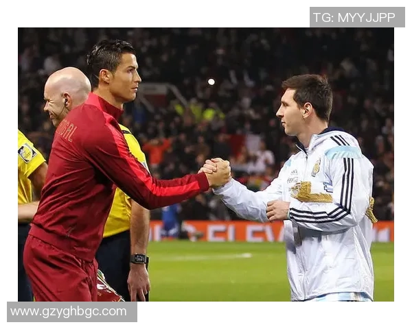 足球明星球号全解析从梅西到C罗的传奇背后故事与意义